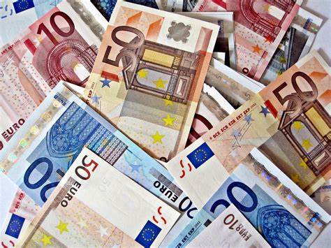 Germany vs. France: A Comparative Analysis of Foreign Investment Attractiveness