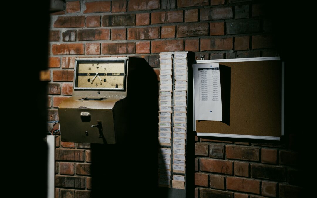 Working time recording in 2026: Germany plans an electronic duty, the Netherlands leaves the form open